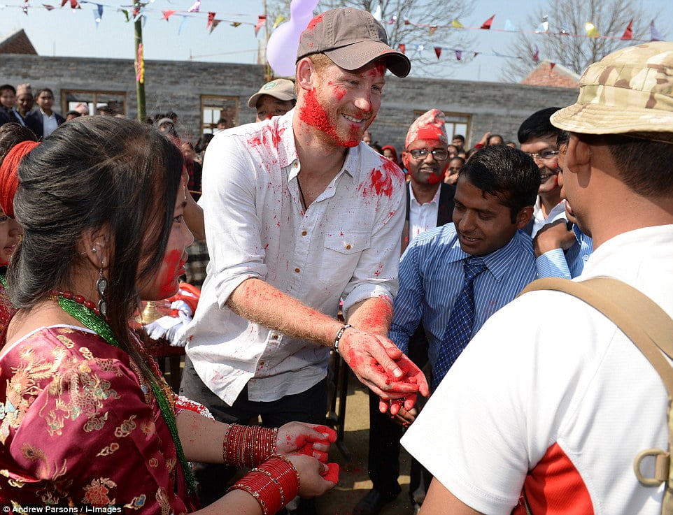 Prince Harry celebrate holi in nepal16