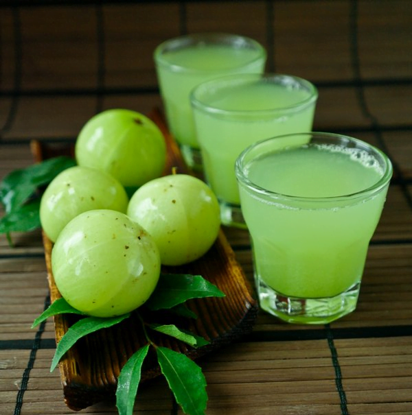 Amazing-health-benefits-of-amla-juice3
