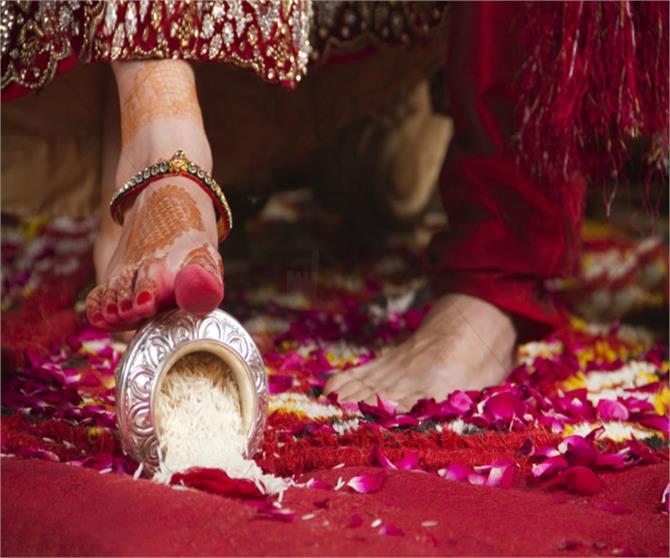 reason behind bride soles of feet1