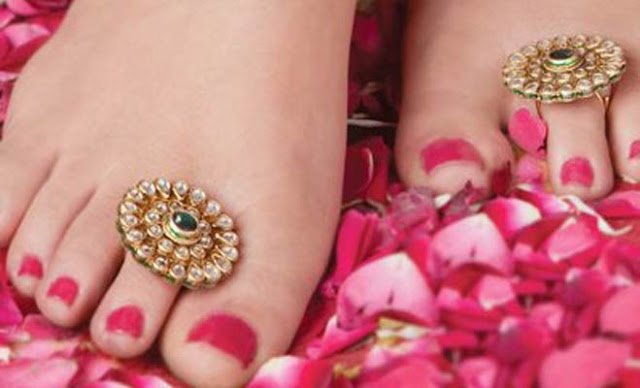 scientific reason behind wearing toe ring