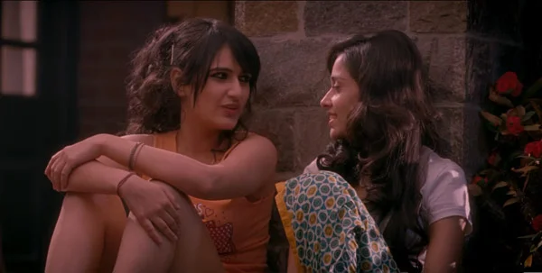 Fatima Sana Shaikh biography in hindi