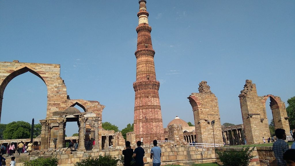 Qutub Minar in hindi