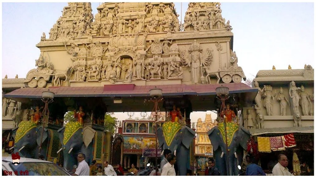 Annapurna Temple - Best Places to Visit in Indore