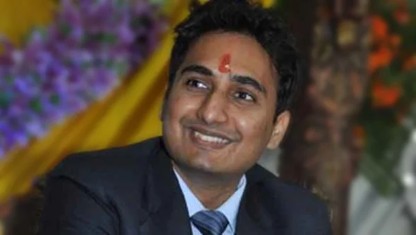 IAS Gaurav Agrawal Biography In Hindi